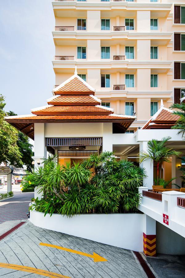 Hotel Aiyara Palace Pattaya Exterior foto